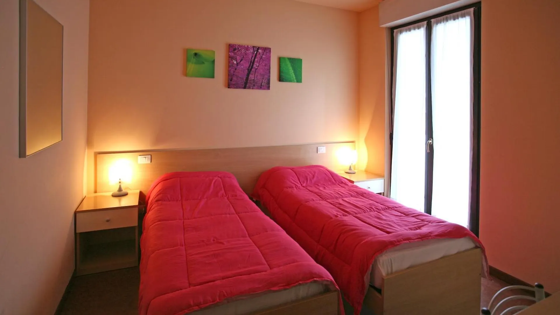 Hotel Del Boschetto Poggiridenti 2*,  Italy